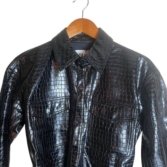 NWT! Zara faux leather croc patterned button down shirt - Picture 2 of 9
